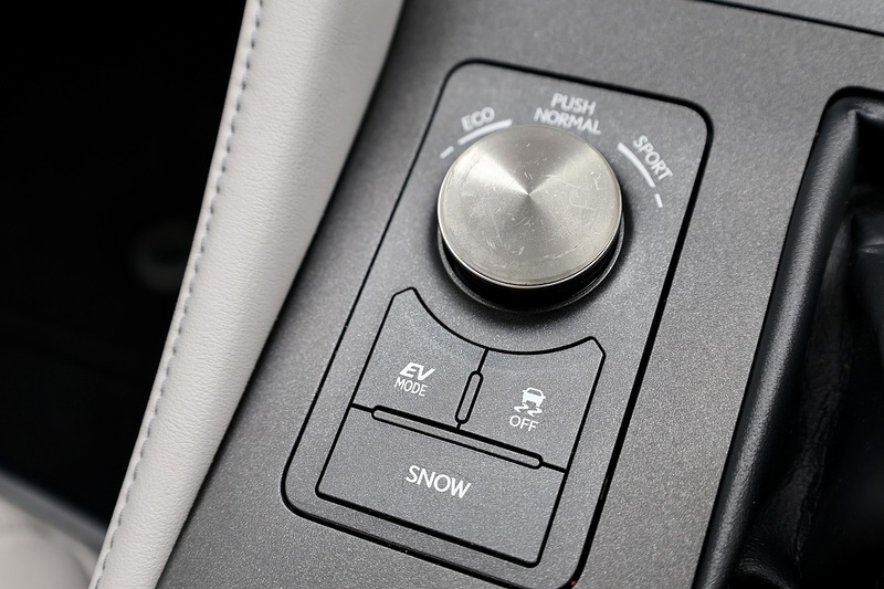 Lexus RC 300h Luxury RC 300h Luxury 2.5 2dr Coupe Automatic Petrol Hybrid Image 15
