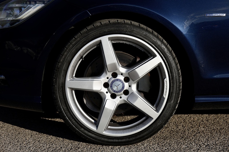 Mercedes-Benz CLS 350 CDI AMG Sport Rare Spec +  £7k Cost Options + Just Serviced by MB Image 39