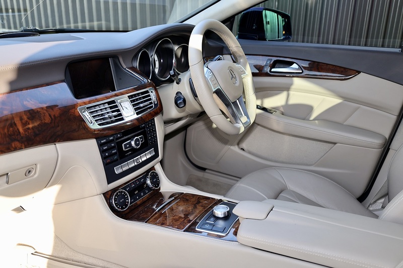 Mercedes-Benz CLS 350 CDI AMG Sport Rare Spec +  £7k Cost Options + Just Serviced by MB Image 8