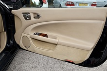 Jaguar XK 5.0 V8 Previously Supplied by Ourselves + Desirable Specification - Thumb 17