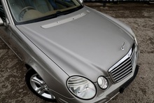 Mercedes-Benz E320 CDI Avantgarde 2 Former Keepers + 17 Services + Rare Spec + ULEZ - Thumb 13