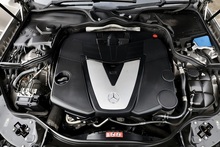 Mercedes-Benz E320 CDI Avantgarde 2 Former Keepers + 17 Services + Rare Spec + ULEZ - Thumb 25