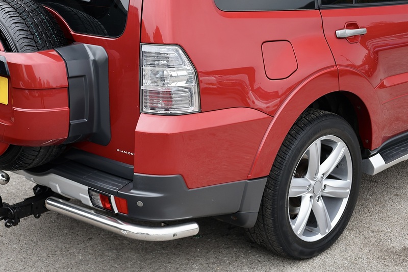 Mitsubishi Shogun LWB Diamond 3.2 DI-D Automatic + 7 Seats + Sunroof + Navigation + R.Camera Image 16