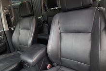 Mitsubishi Shogun LWB Diamond 3.2 DI-D Automatic + 7 Seats + Sunroof + Navigation + R.Camera - Thumb 7