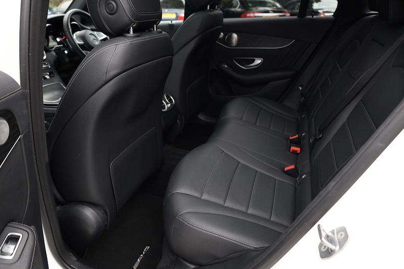 Mercedes-Benz GLC 350d AMG Line Prem+ 1 Former Keeper + Full Dealer History + Pano Roof + 360 Cameras Image 23