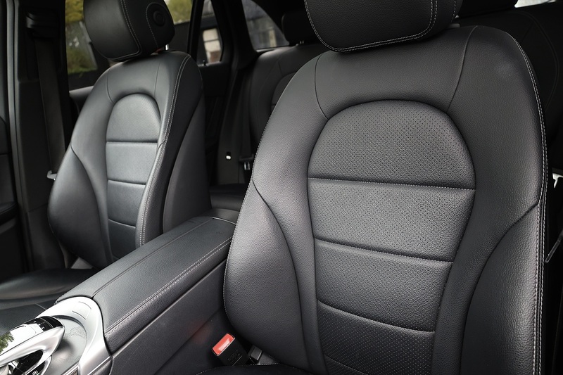 Mercedes-Benz GLC 350d AMG Line Prem+ 1 Former Keeper + Full Dealer History + Pano Roof + 360 Cameras Image 24