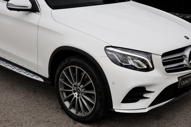 Mercedes-Benz GLC 350d AMG Line Prem+ 1 Former Keeper + Full Dealer History + Pano Roof + 360 Cameras Image 32