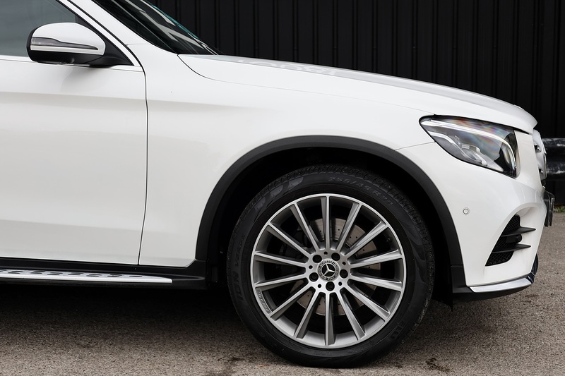 Mercedes-Benz GLC 350d AMG Line Prem+ 1 Former Keeper + Full Dealer History + Pano Roof + 360 Cameras Image 31