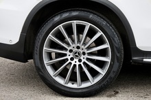 Mercedes-Benz GLC 350d AMG Line Prem+ 1 Former Keeper + Full Dealer History + Pano Roof + 360 Cameras - Thumb 39