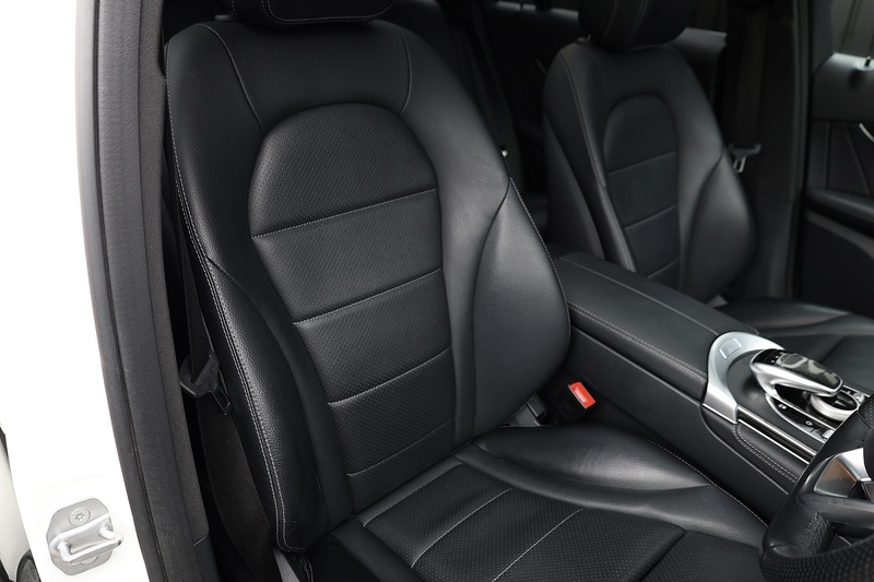 Mercedes-Benz GLC 350d AMG Line Prem+ 1 Former Keeper + Full Dealer History + Pano Roof + 360 Cameras Image 13