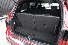 Mercedes-Benz GLB 200 AMG Line Full Service History + MANUFAKTUR Paint + VAT Qualifying - Thumb 14