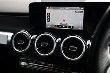 Mercedes-Benz GLB 200 AMG Line Full Service History + MANUFAKTUR Paint + VAT Qualifying - Thumb 24