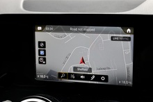Mercedes-Benz GLB 200 AMG Line Full Service History + MANUFAKTUR Paint + VAT Qualifying - Thumb 21