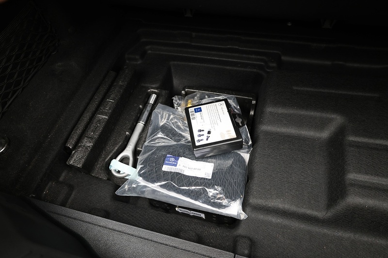 Mercedes-Benz C250d AMG Line Prem+ Full Service History + Burmester + Reverse Cam + AirScarf Image 17