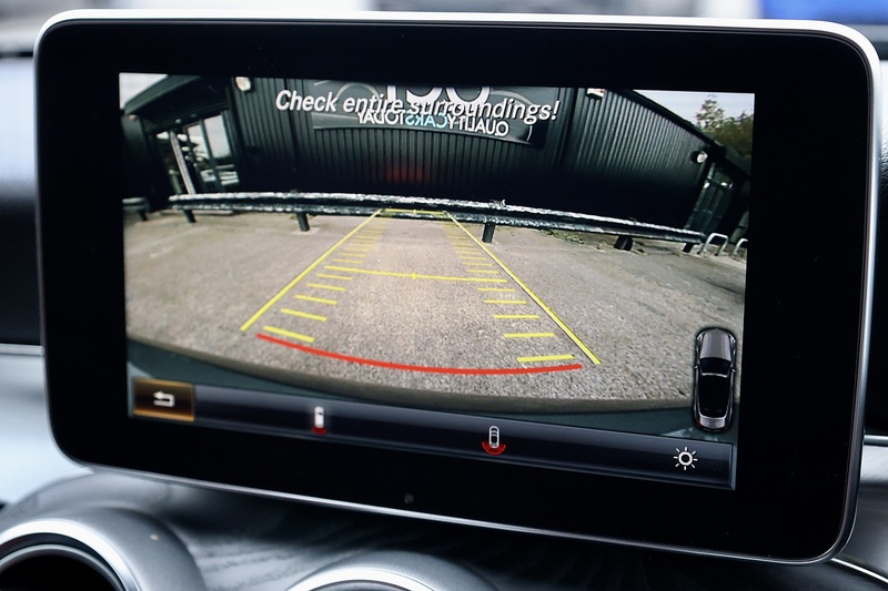 Mercedes-Benz C250d AMG Line Prem+ Full Service History + Burmester + Reverse Cam + AirScarf Image 18