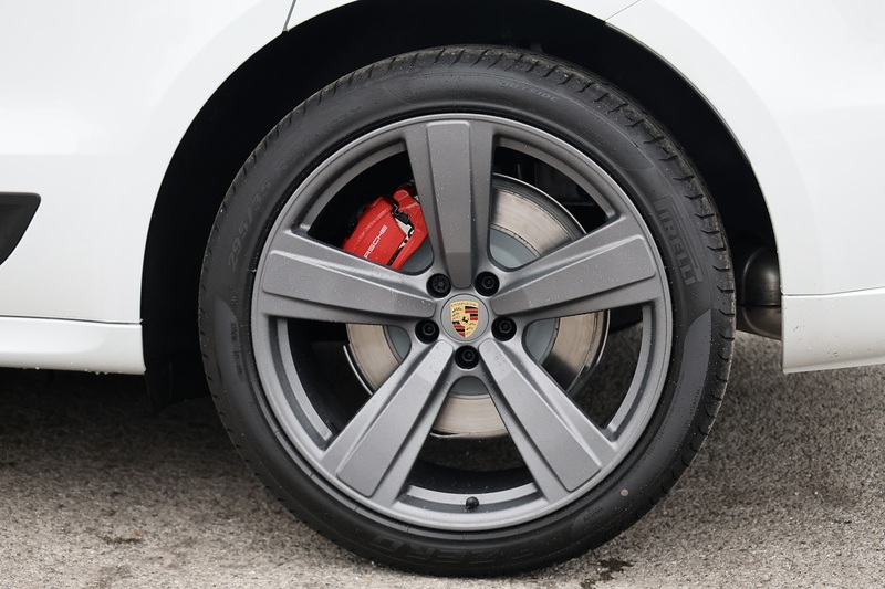 Porsche Macan GTS Delivery Mileage + VAT Qualifying + Extended Leather + Pano Roof Image 41