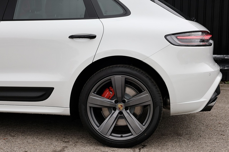 Porsche Macan GTS Delivery Mileage + VAT Qualifying + Extended Leather + Pano Roof Image 37