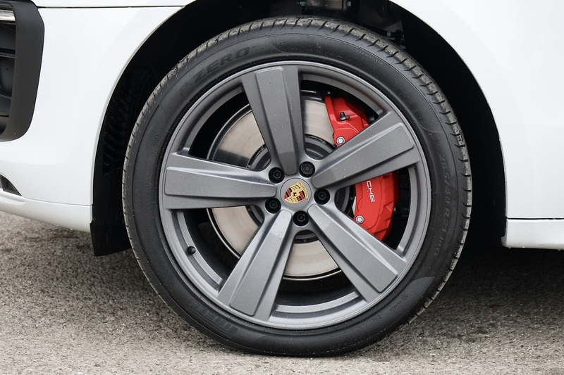 Porsche Macan GTS Delivery Mileage + VAT Qualifying + Extended Leather + Pano Roof Image 42