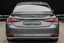 Lexus ES 300h 1 Owner + Full Lexus Main Dealer + VAT Qualifying + Sunroof - Thumb 4