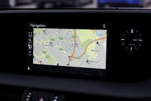 Lexus ES 300h 1 Owner + Full Lexus Main Dealer + VAT Qualifying + Sunroof - Thumb 13