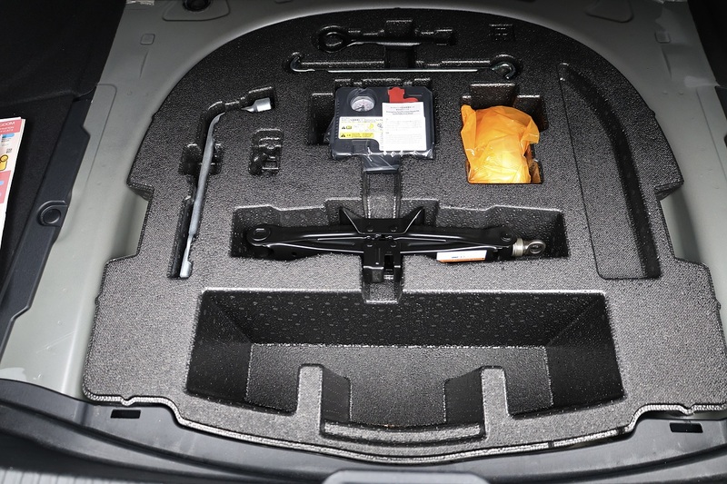 Lexus ES 300h 1 Owner + Full Lexus Main Dealer + VAT Qualifying + Sunroof Image 20