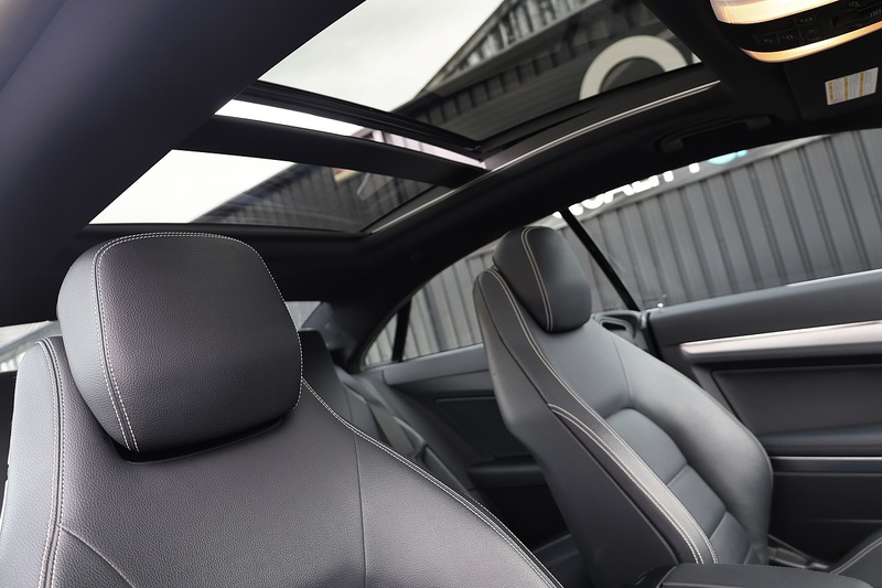 Mercedes-Benz E350 CDI AMG Sport Coupe MB Dealer Plus 1 Owner + Just Serviced by MB + Pano Roof Image 10
