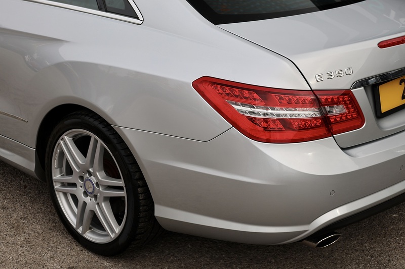 Mercedes-Benz E350 CDI AMG Sport Coupe MB Dealer Plus 1 Owner + Just Serviced by MB + Pano Roof Image 31