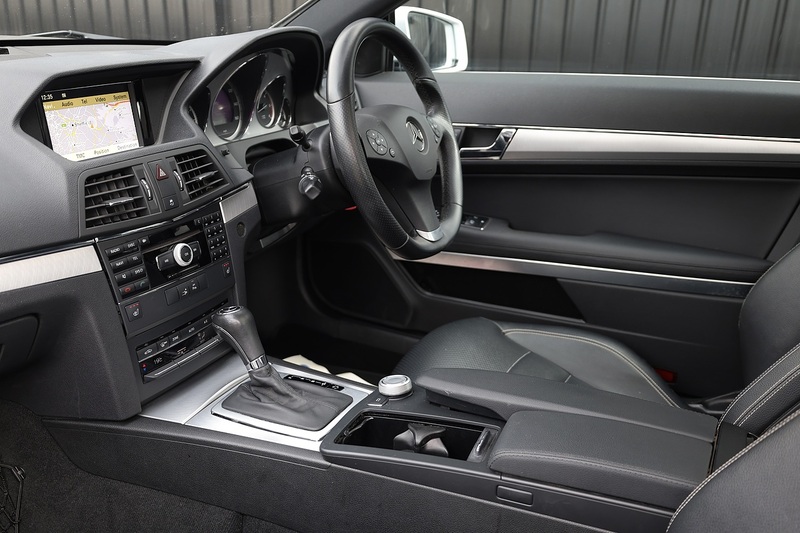 Mercedes-Benz E350 CDI AMG Sport Coupe MB Dealer Plus 1 Owner + Just Serviced by MB + Pano Roof Image 6