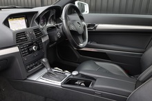 Mercedes-Benz E350 CDI AMG Sport Coupe MB Dealer Plus 1 Owner + Just Serviced by MB + Pano Roof - Thumb 6