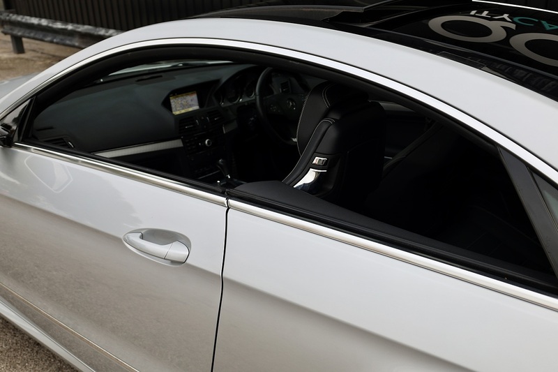 Mercedes-Benz E350 CDI AMG Sport Coupe MB Dealer Plus 1 Owner + Just Serviced by MB + Pano Roof Image 38