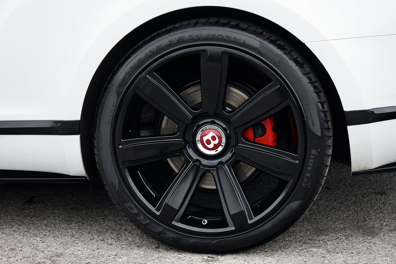Bentley Continental GT V8 S Mulliner Driving Spec + Bentley Sports Exhaust + Huge Spec + New Brakes etc Image 26