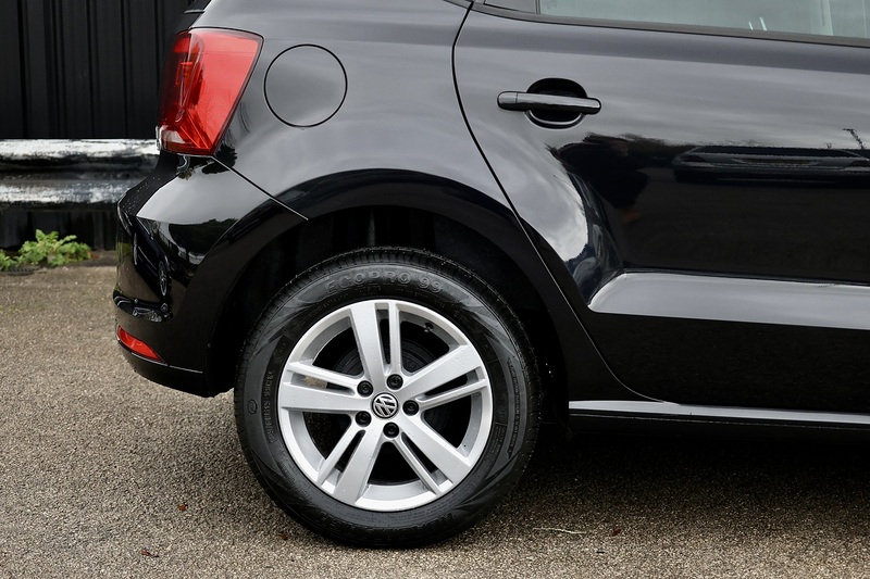 Volkswagen Polo 1.4 TDI 1 Lady Owner + Reverse Camera Image 13