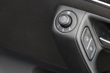 Volkswagen Polo 1.4 TDI 1 Lady Owner + Reverse Camera - Thumb 16