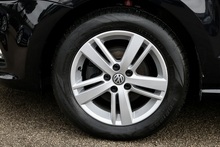 Volkswagen Polo 1.4 TDI 1 Lady Owner + Reverse Camera - Thumb 30