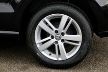 Volkswagen Polo 1.4 TDI 1 Lady Owner + Reverse Camera - Thumb 32