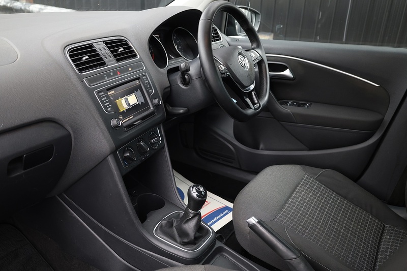 Volkswagen Polo 1.4 TDI 1 Lady Owner + Reverse Camera Image 10