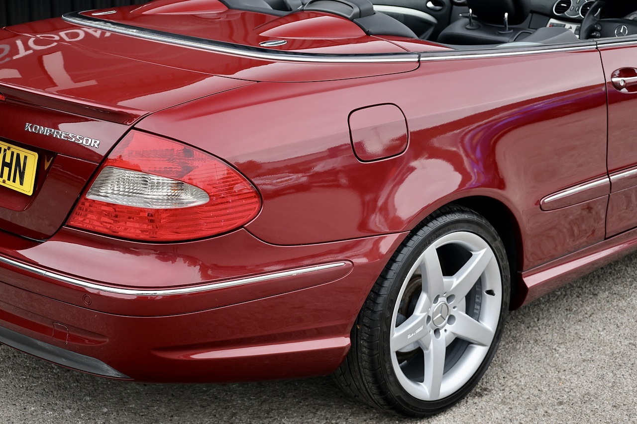 Mercedes-Benz CLK 200K AMG Sport Convertible Full Service History + Heated Seats + COMAND - Large 12
