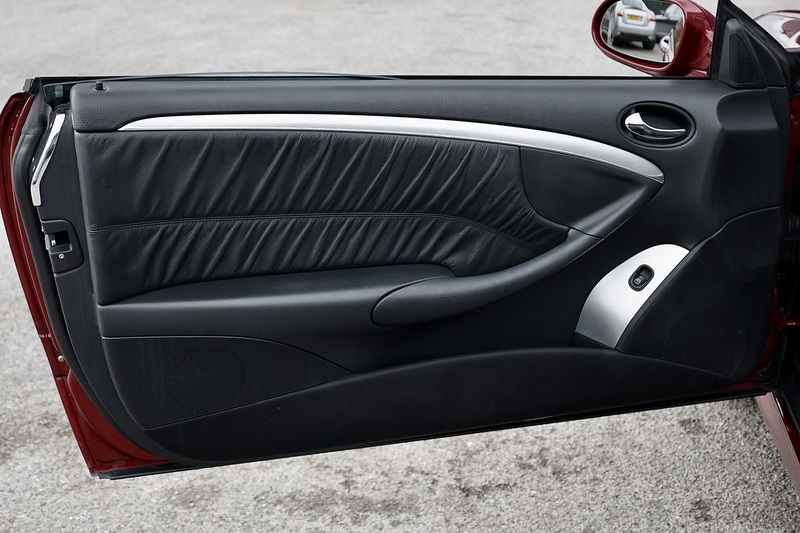 Mercedes-Benz CLK 200K AMG Sport Convertible Full Service History + Heated Seats + COMAND Image 32