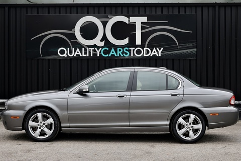 Jaguar Dealer Plus 1 Owner + Heated Leather + Sat Nav