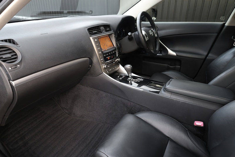 Lexus IS 250 Advance Lexus Dealer + 1 Owner + Full Lexus Main Dealer History Image 2