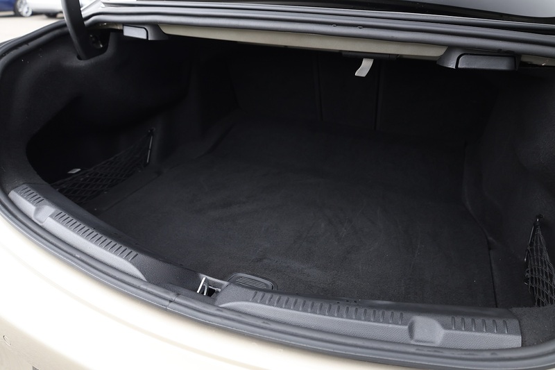 Mercedes-Benz E220d AMG Line Coupe Full Mercedes Main Dealer History + Pano Roof Image 27