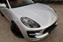 Porsche Macan GTS Full Porsche Main Dealer History + Pano Roof + Air Suspension - Thumb 22