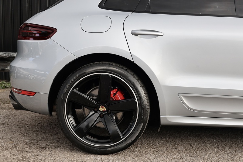 Porsche Macan GTS Full Porsche Main Dealer History + Pano Roof + Air Suspension Image 32