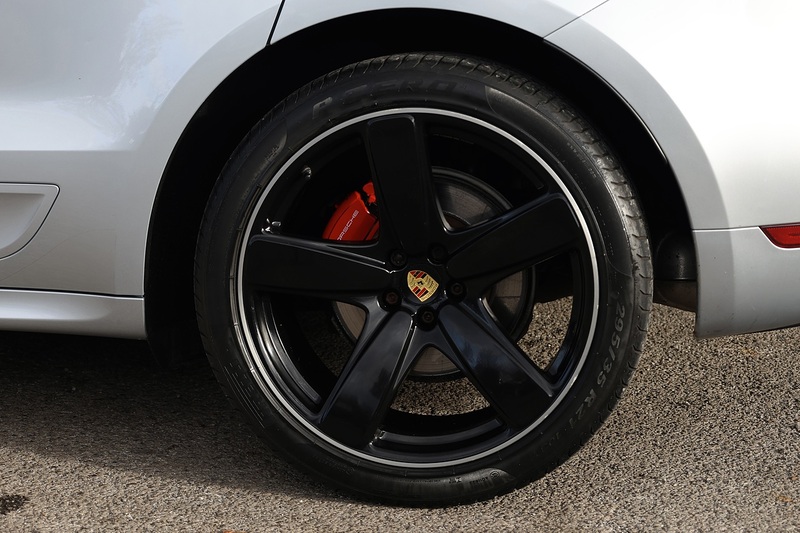 Porsche Macan GTS Full Porsche Main Dealer History + Pano Roof + Air Suspension Image 41