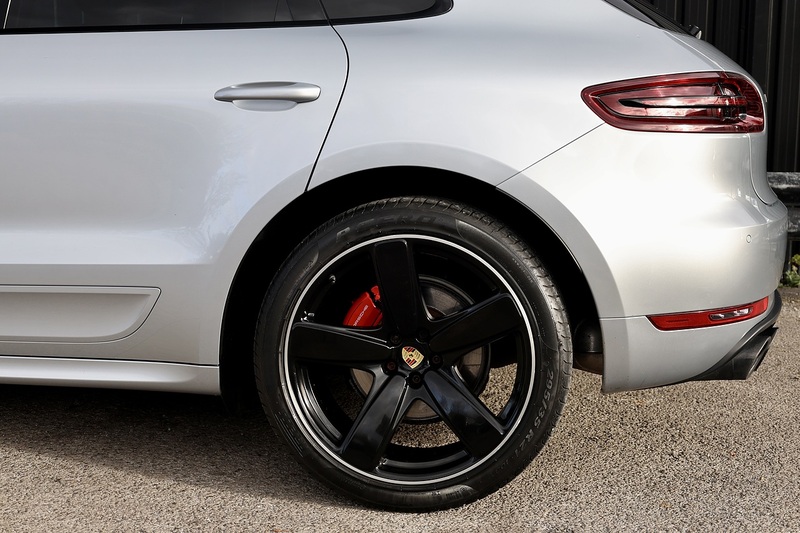 Porsche Macan GTS Full Porsche Main Dealer History + Pano Roof + Air Suspension Image 39