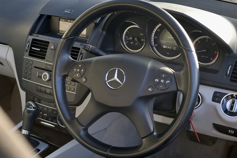 Mercedes-Benz C350 CDI Elegance 2 Former Keepers + Just Serviced by MB + New Sub-Frame by Mercedes Image 19