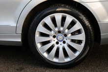 Mercedes-Benz C350 CDI Elegance 2 Former Keepers + Just Serviced by MB + New Sub-Frame by Mercedes - Thumb 26