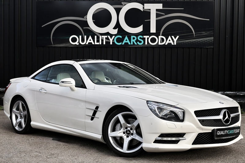 Mercedes-Benz SL 400 AMG Sport Panoramic Roof + AirScarf + Harmon Kardon Image 6