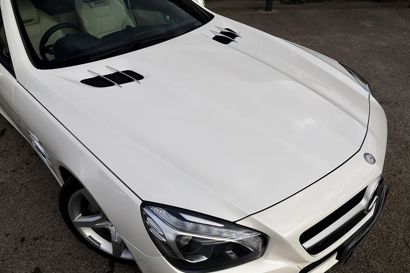 Mercedes-Benz SL 400 AMG Sport Panoramic Roof + AirScarf + Harmon Kardon Image 23