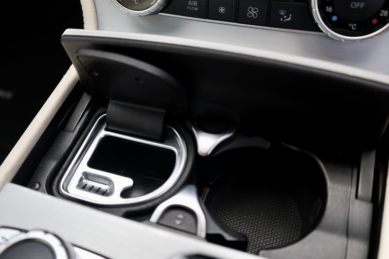 Mercedes-Benz SL 400 AMG Sport Panoramic Roof + AirScarf + Harmon Kardon Image 24